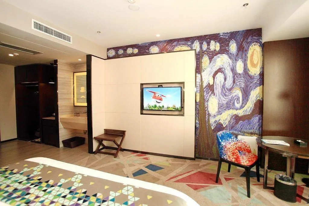 Zmax Changzhi Bayi Square