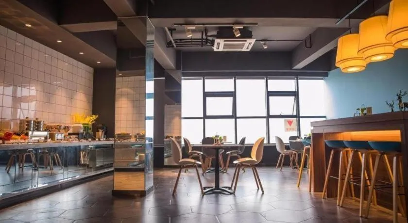 Jinjiang Inn Select Yancheng Oufeng Hua Street Julong Lake