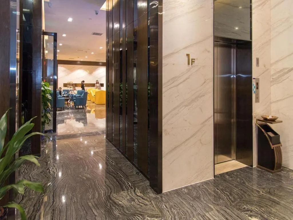 Zmax Qingyuan Yiwu Trade City