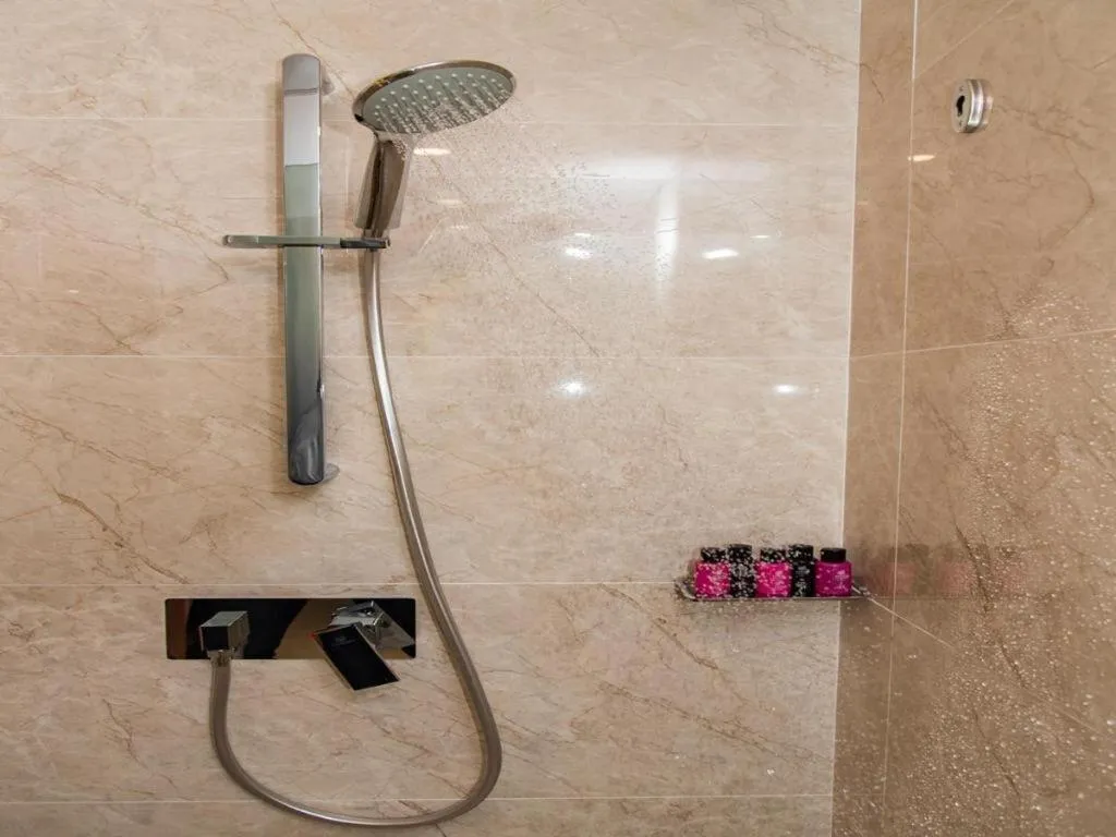 Zmax Qingyuan Yiwu Trade City