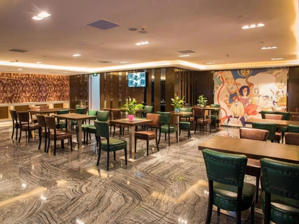 Zmax Qingyuan Yiwu Trade City