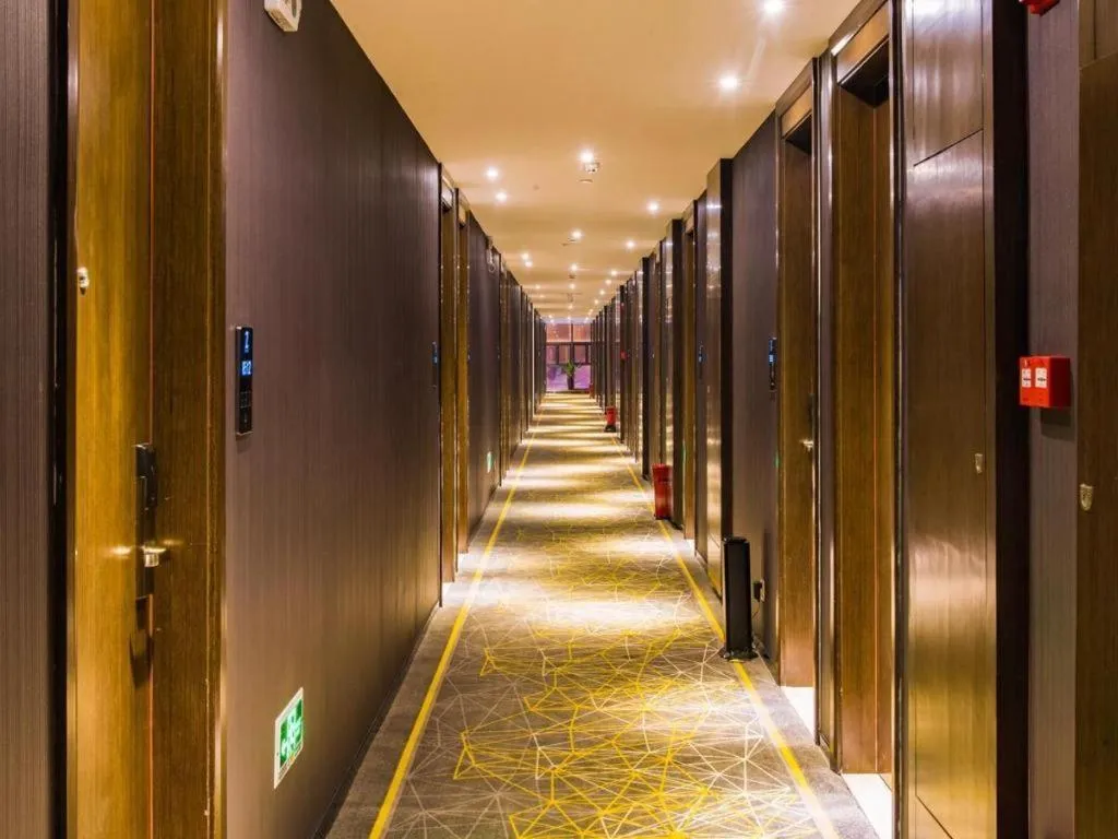 Zmax Qingyuan Yiwu Trade City