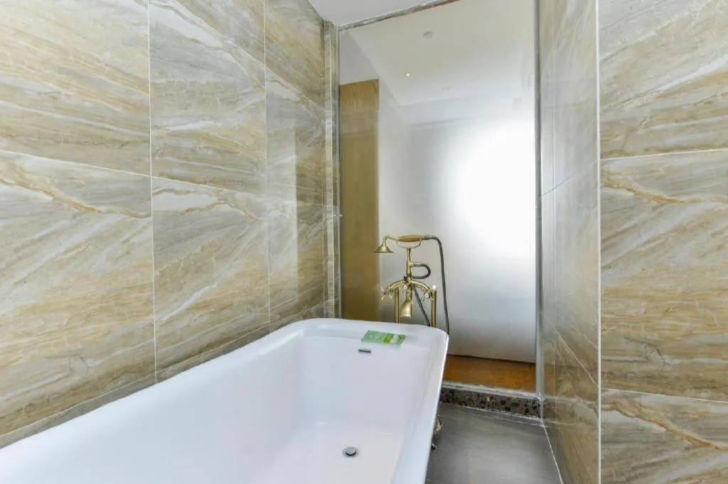 James Joyce Coffetel·Shanghai New International Expo Cente