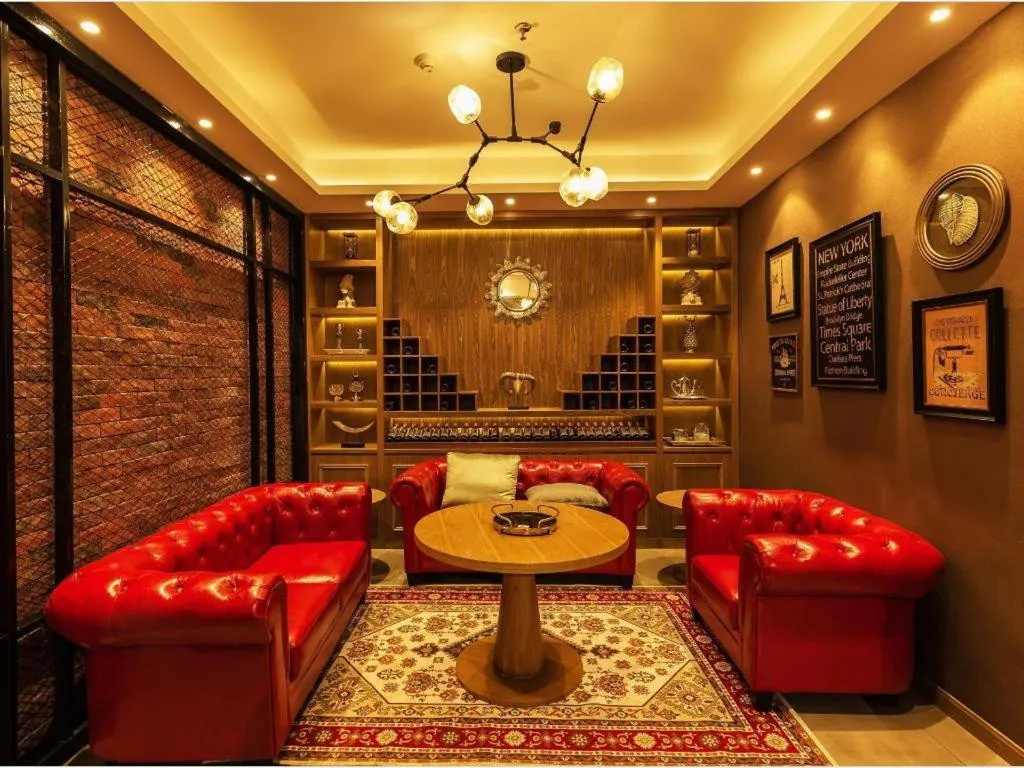 James Joyce Coffetel·Hengyang Jiefang Road Xianfeng Dock