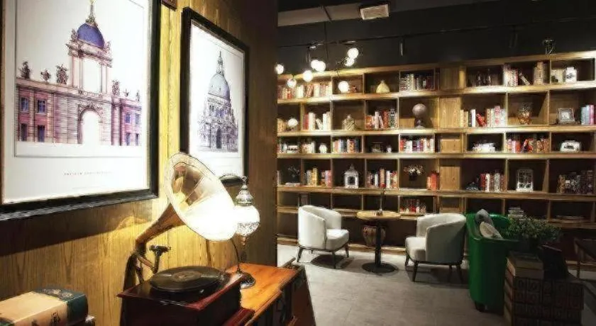 James Joyce Coffetel·Hengyang Jiefang Road Xianfeng Dock