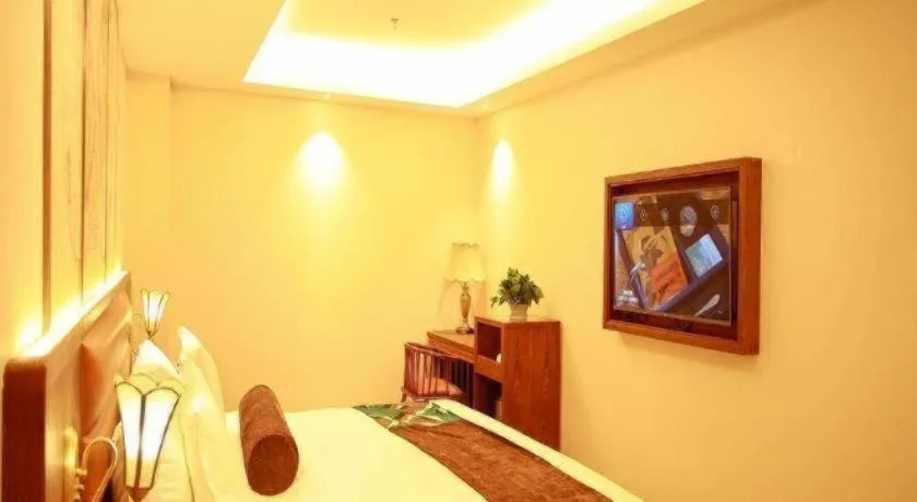 James Joyce Coffetel Harbin Railway Station Songlei Yuanda Pedestrian Street