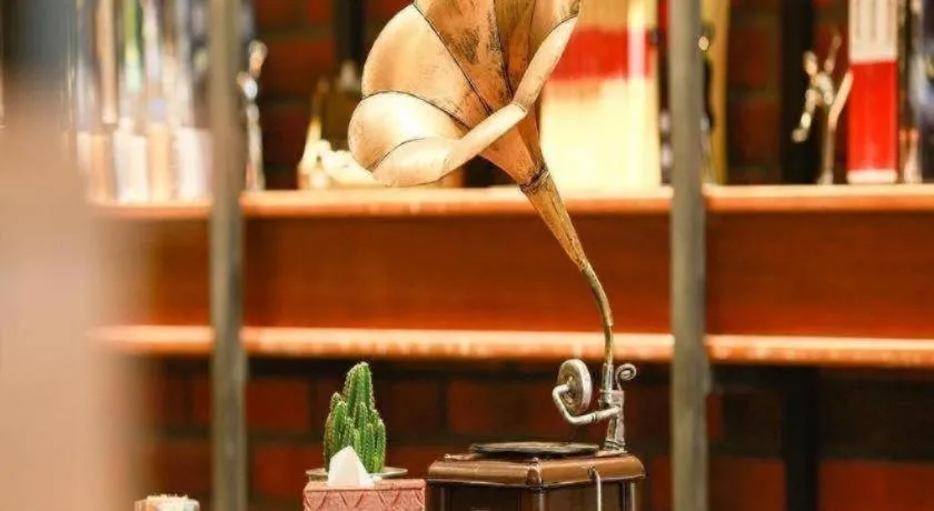 James Joyce Coffetel Harbin Railway Station Songlei Yuanda Pedestrian Street