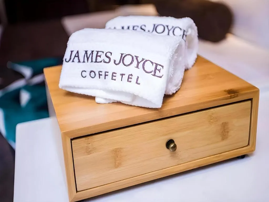 Bed in James Joyce Coffetel·Huludao Xingcheng Seaside Tourist Scenic Spot