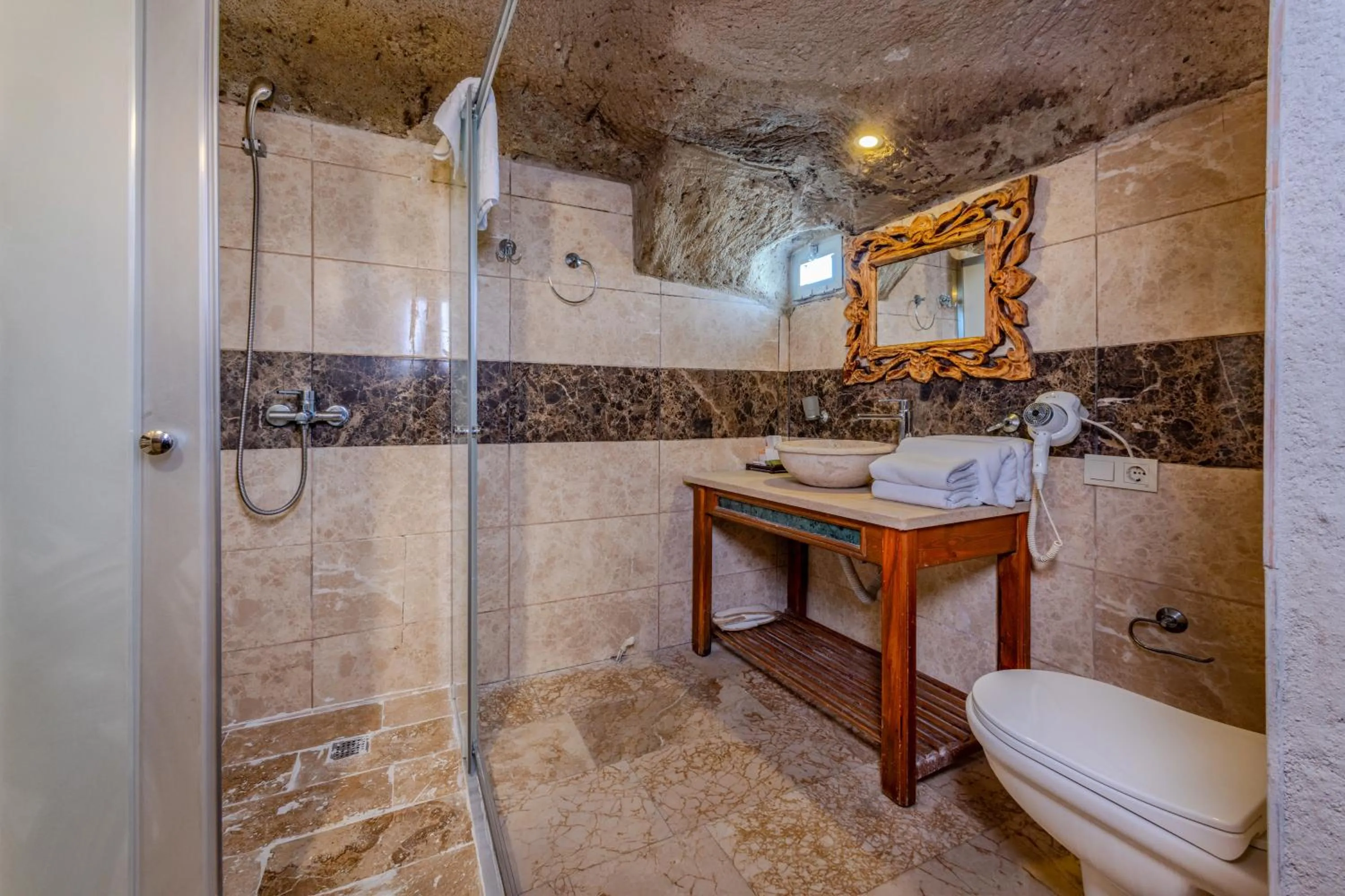 Shower in Onur Cave Cappadocia