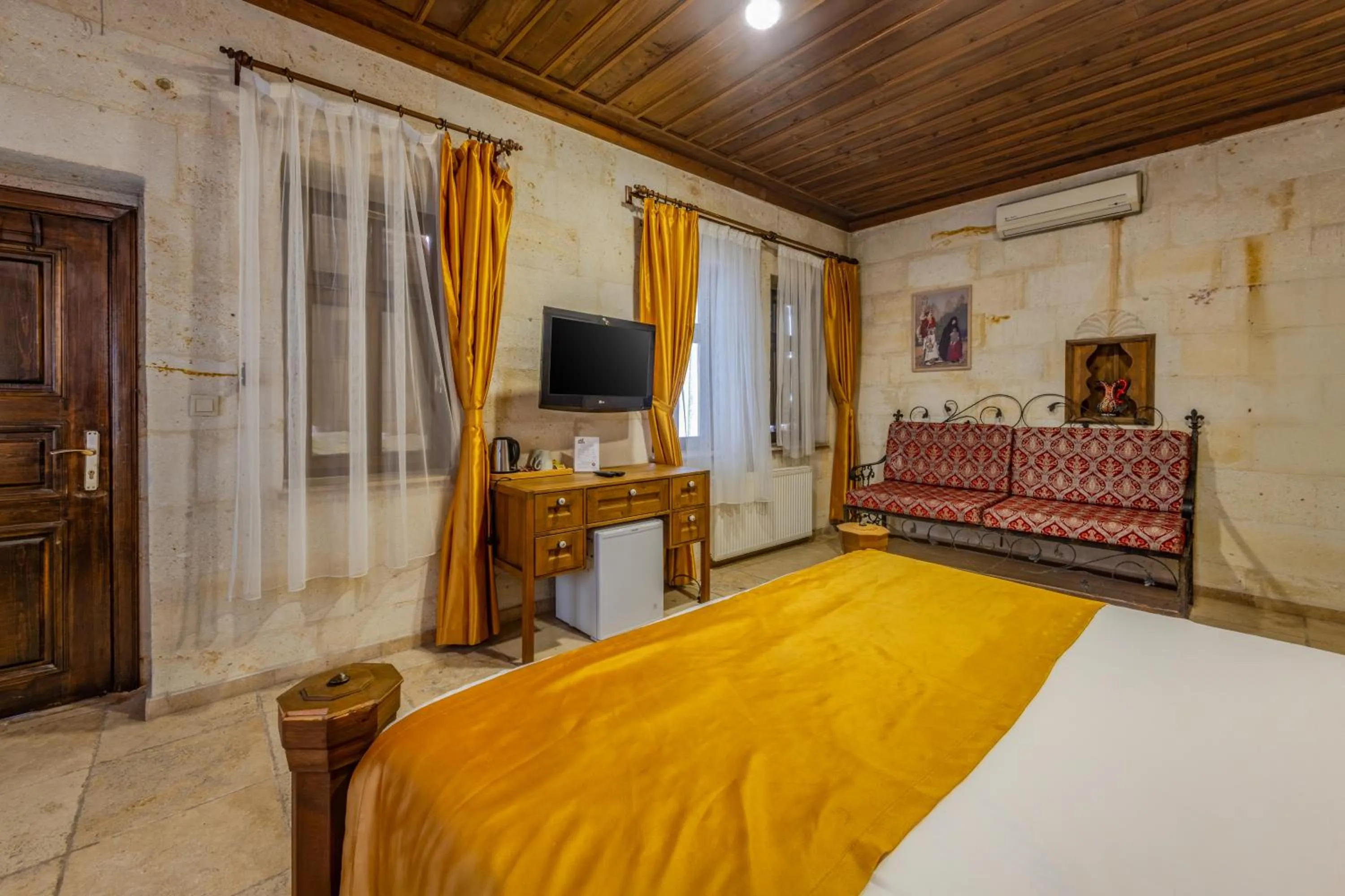 Bed in Onur Cave Cappadocia