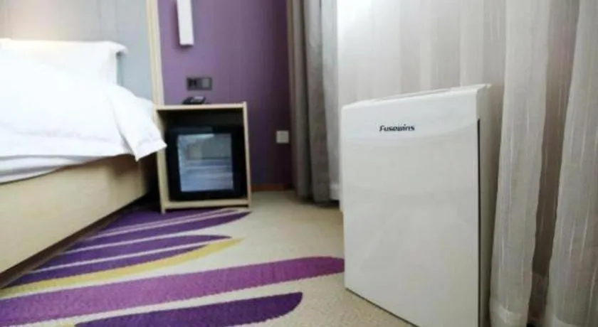 Bed in Lavande Hotel Beijing Daxing Airport Qingyuan Road Metro Station Joy City