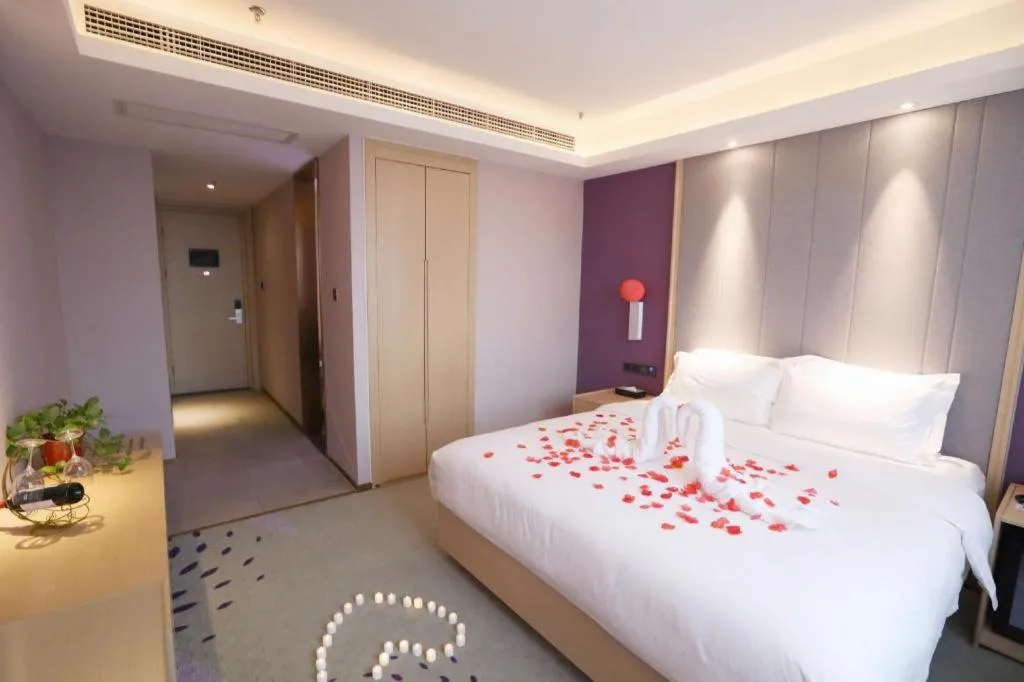 Bed in Lavande Hotel Beijing Daxing Airport Qingyuan Road Metro Station Joy City