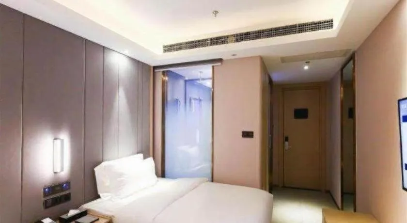 Bed in Lavande Hotel Beijing Daxing Airport Qingyuan Road Metro Station Joy City