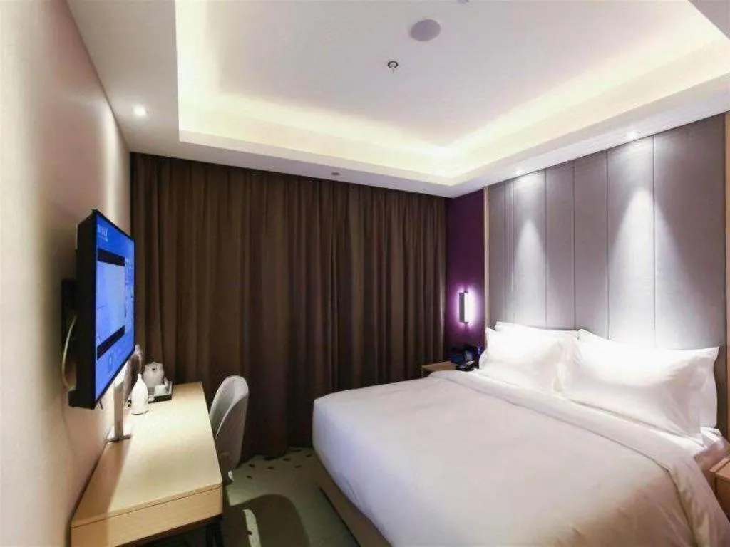 Bed in Lavande Hotel Beijing Daxing Airport Qingyuan Road Metro Station Joy City