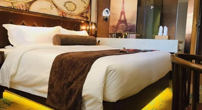 Bed in James Joyce Coffetel Chengdou Wuqing Wanda Plaza