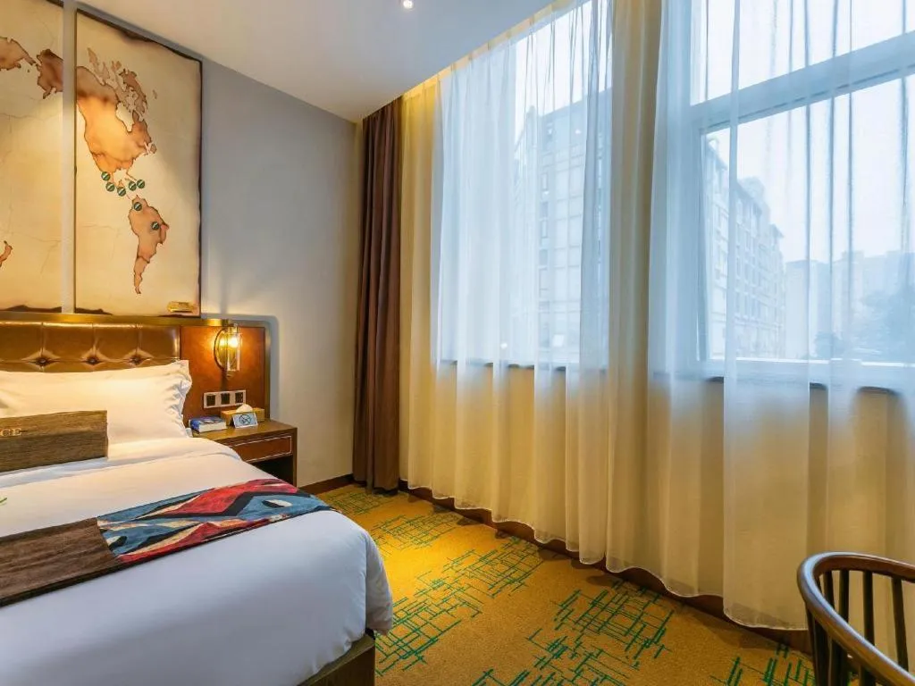 Bed in James Joyce Coffetel Chengdou Wuqing Wanda Plaza