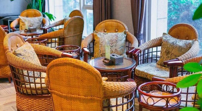 James Joyce Coffetel Chengdou Wuqing Wanda Plaza