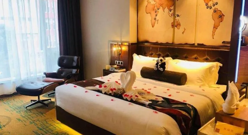 Bed in James Joyce Coffetel Chengdou Wuqing Wanda Plaza
