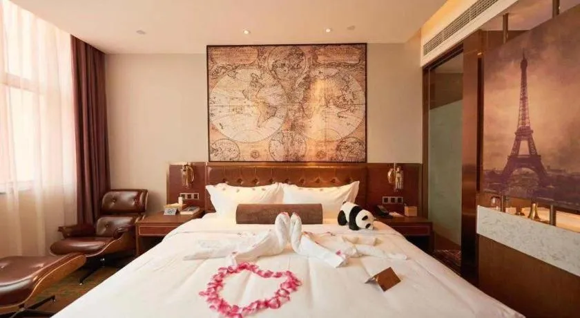 Bed in James Joyce Coffetel Chengdou Wuqing Wanda Plaza
