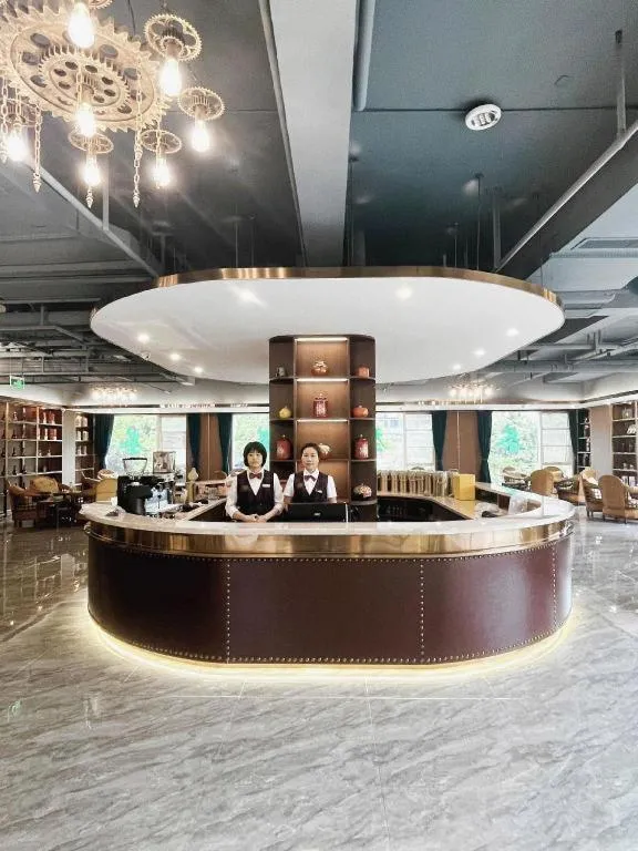 James Joyce Coffetel Chengdou Wuqing Wanda Plaza