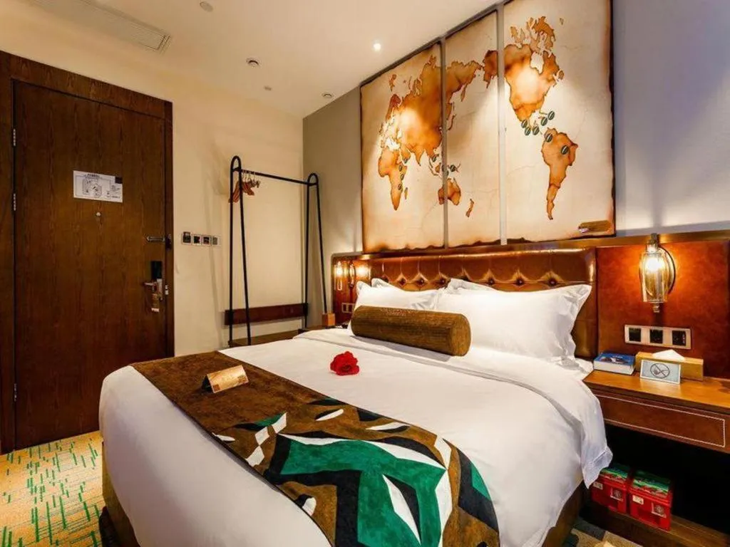 Bed in James Joyce Coffetel Chengdou Wuqing Wanda Plaza