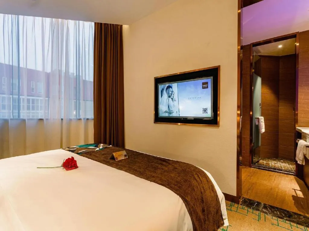 Bed in James Joyce Coffetel Chengdou Wuqing Wanda Plaza