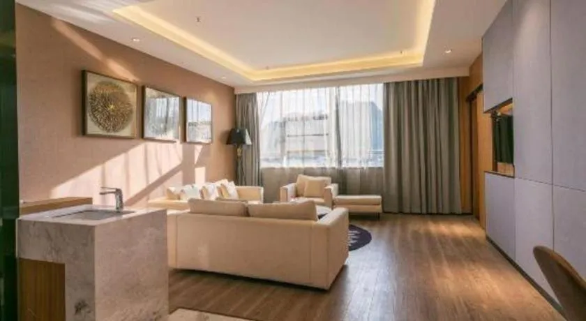 Borrman Hotel Hechi Bama Central Cultural Plaza