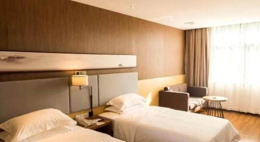 Bed in Jtour Inn Suizhou Yanhe Avenue