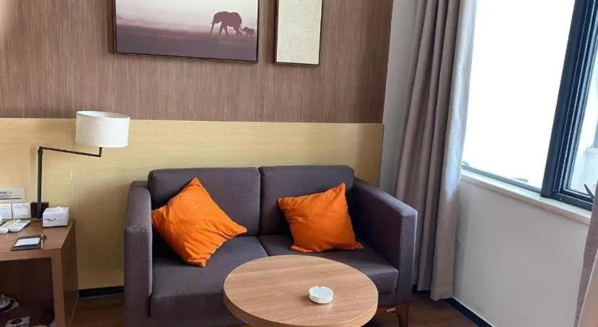 Jtour Inn Suizhou Yanhe Avenue