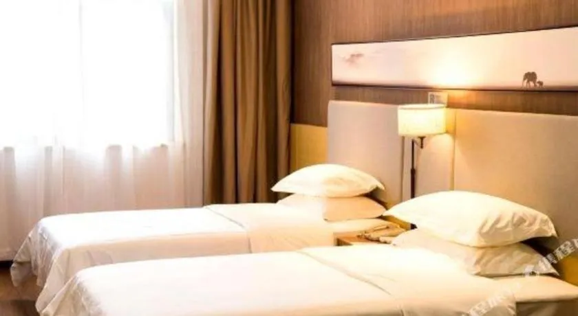 Bed in Jtour Inn Suizhou Yanhe Avenue