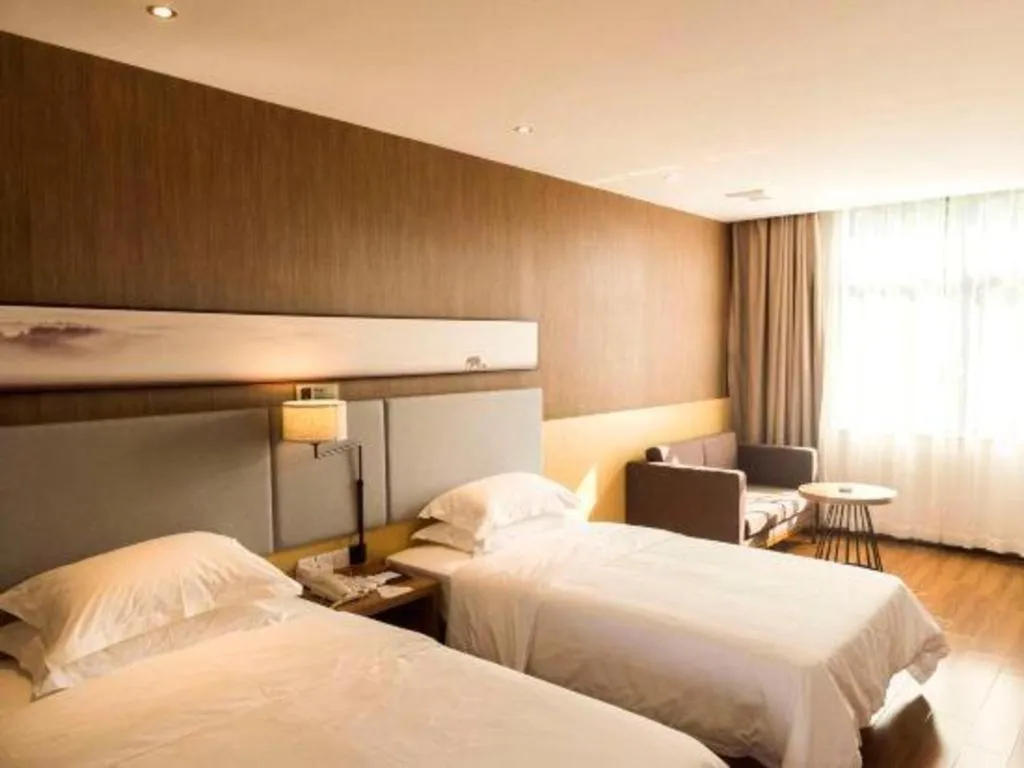 Bed in Jtour Inn Suizhou Yanhe Avenue