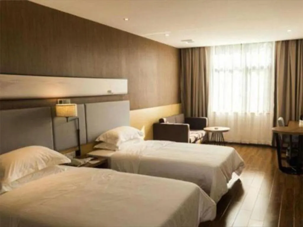 Bed in Jtour Inn Suizhou Yanhe Avenue