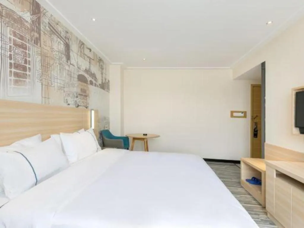 Bed in City Comfort Inn Guangzhou Zengcheng Wanda Plaza Metro Station