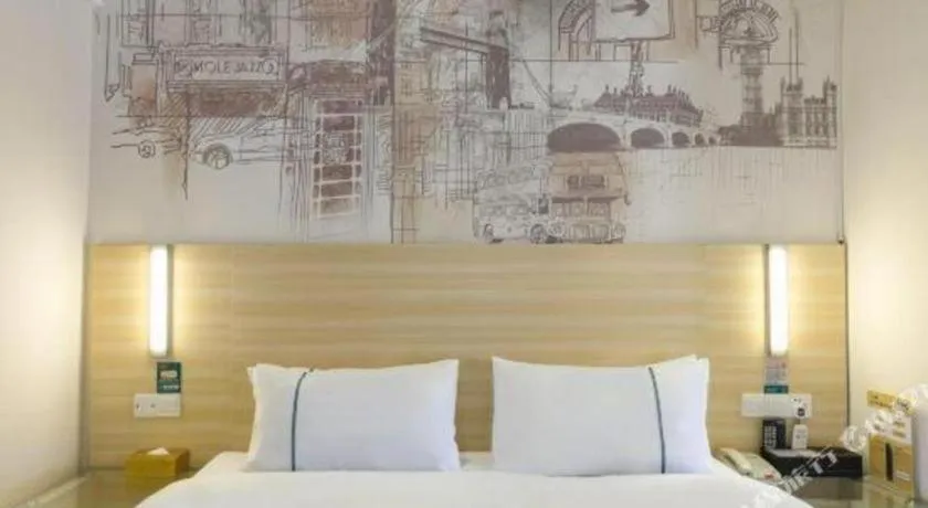 Bed in City Comfort Inn Guangzhou Zengcheng Wanda Plaza Metro Station