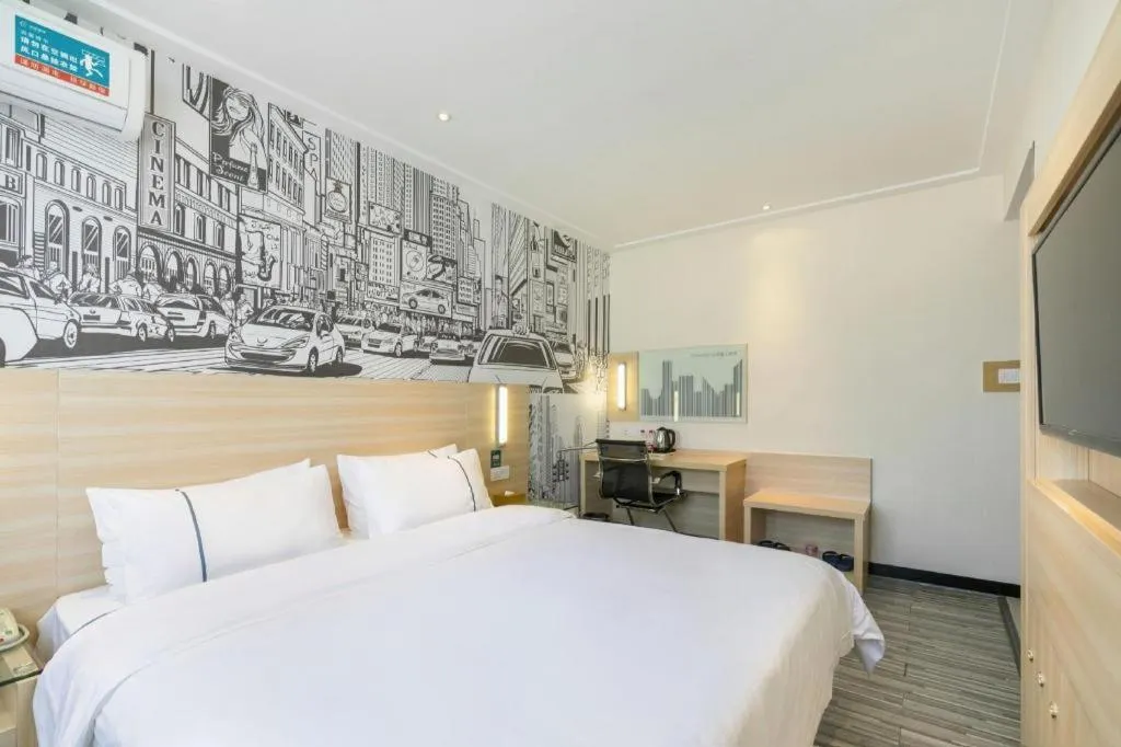 Bed in City Comfort Inn Guangzhou Zengcheng Wanda Plaza Metro Station