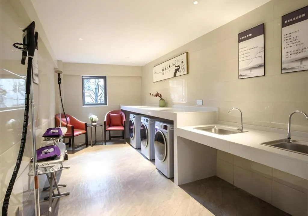 Echeng Hotel Guiyang Exhibition Center Financial City