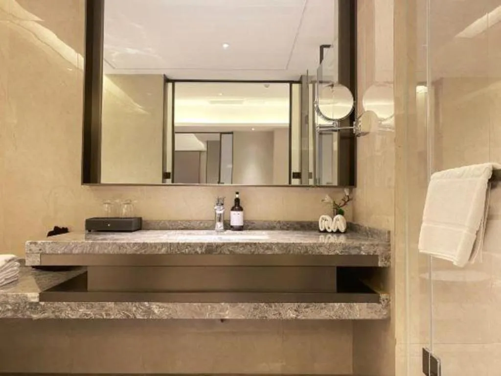 Echeng Hotel Guiyang Exhibition Center Financial City