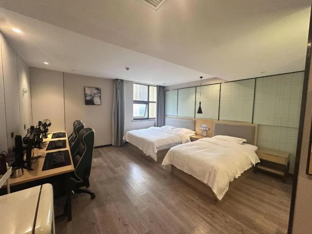 Bed in Echarm Hotel Hefei Binhu Exhibition Center