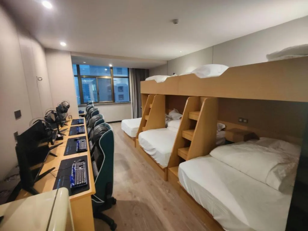 Bed in Echarm Hotel Hefei Binhu Exhibition Center