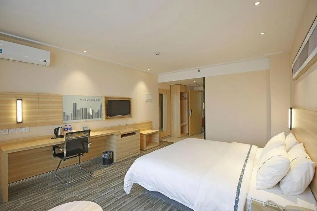 Bed in City Comfort Inn Chengdu Longquanyi District Beijing Road