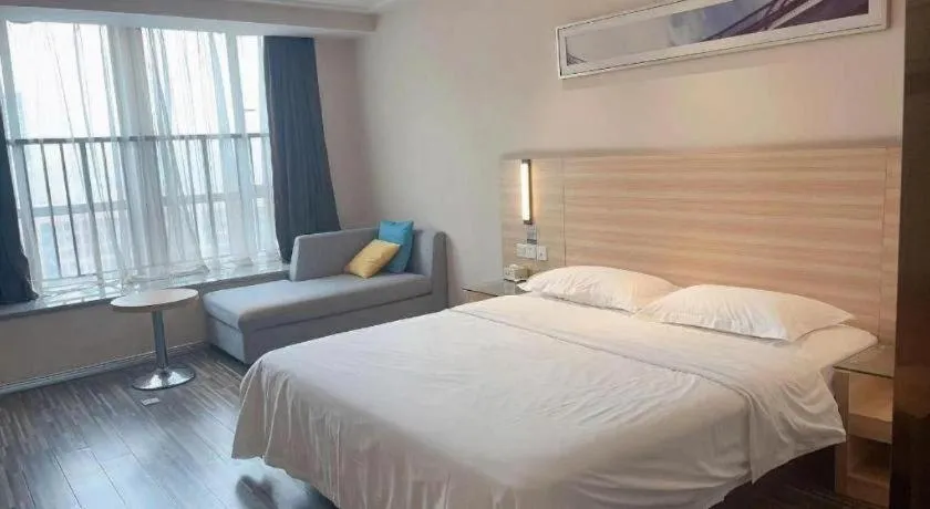 Bed in City Comfort Inn Chengdu Longquanyi District Beijing Road
