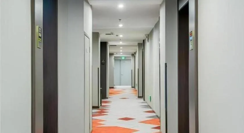 Borrman Hotel Wuxi Hubin Business Street