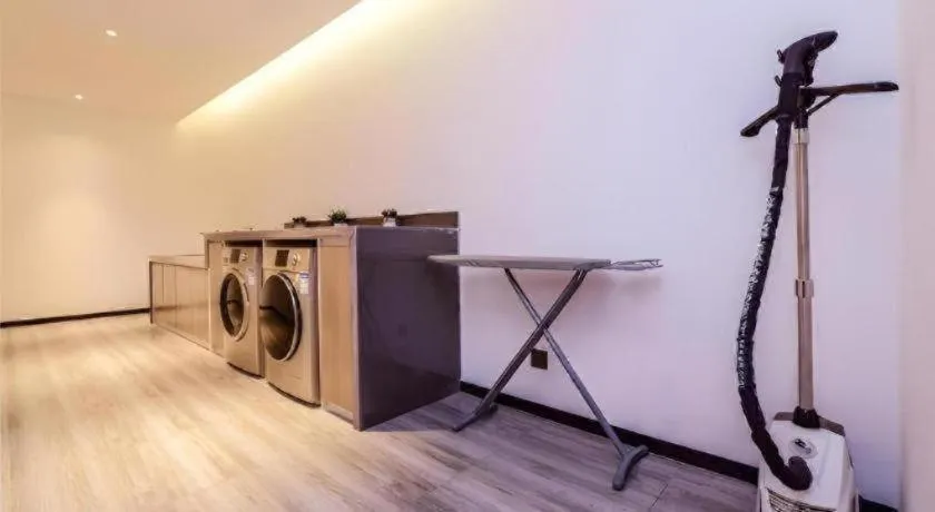 Echarm Hotel Guizhou Xingyi Jushan Avenue