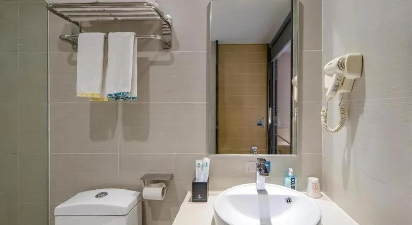 City Comfort Inn Yunfu Luoding Triumph Plaza