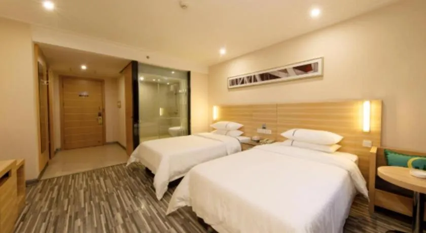 Bed in City Comfort Inn Yunfu Luoding Triumph Plaza