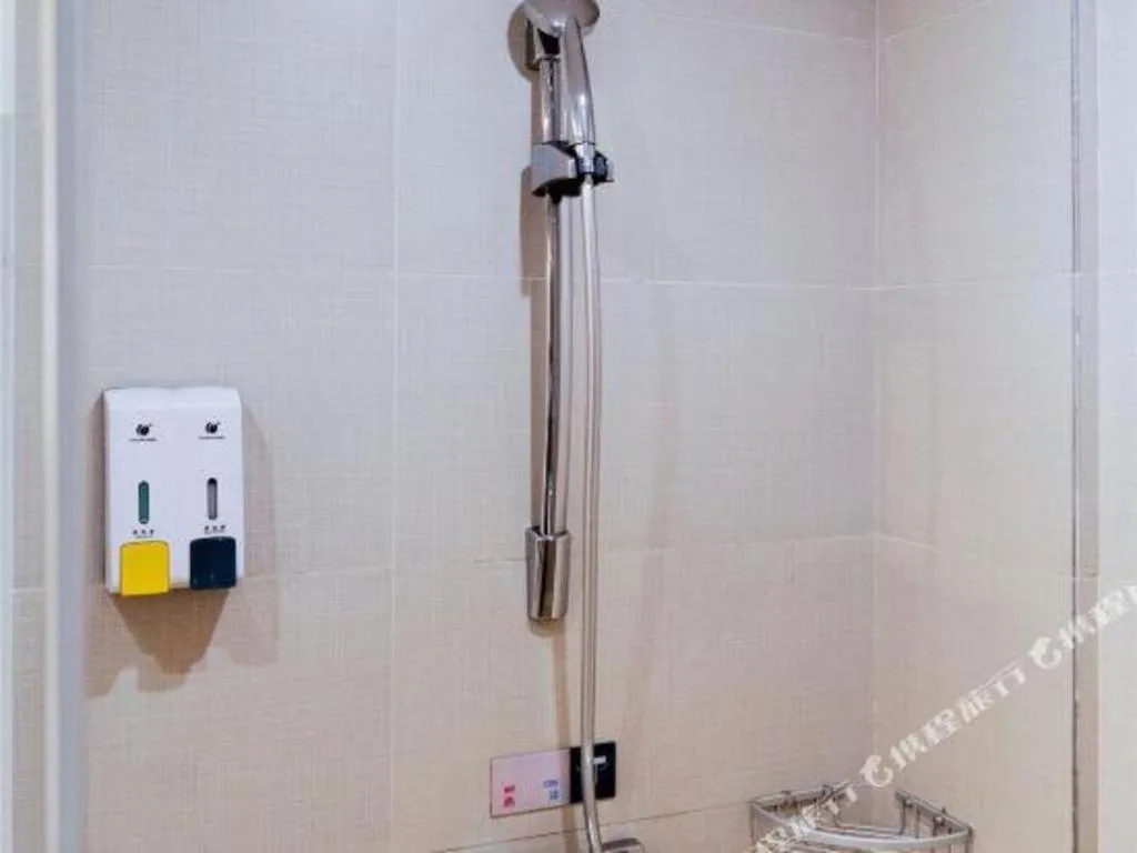 City Comfort Inn Yunfu Luoding Triumph Plaza