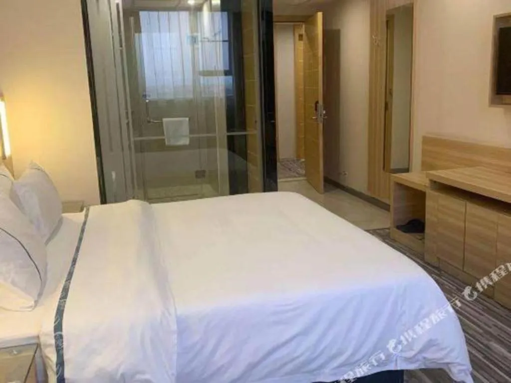 Bed in City Comfort Inn Yunfu Luoding Triumph Plaza