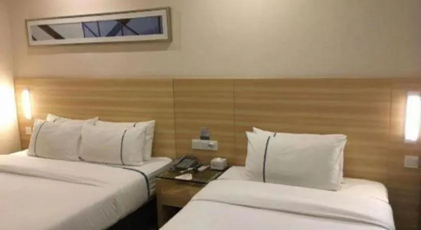 Bed in City Comfort Inn Yunfu Luoding Triumph Plaza