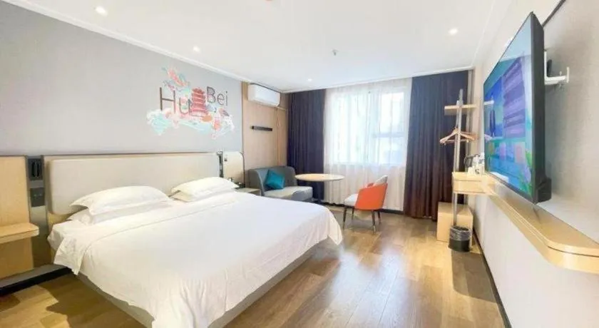 Bed in City Comfort Inn Xianning Wenquan Road Walmart Plaza