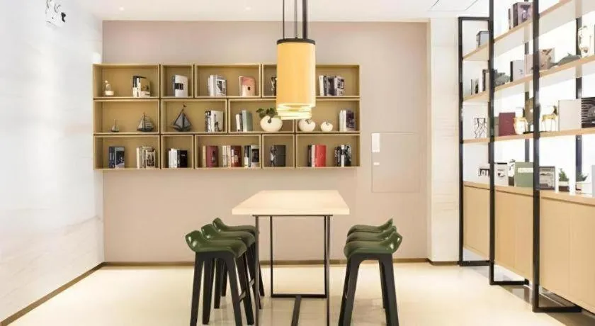 City Comfort Inn Yuzhou Yuwang Square